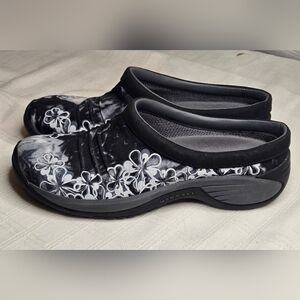 Merrell Encore Flora Womens Clog Black Mesh 8.5 Slip On Casual Walking Shoes EUC